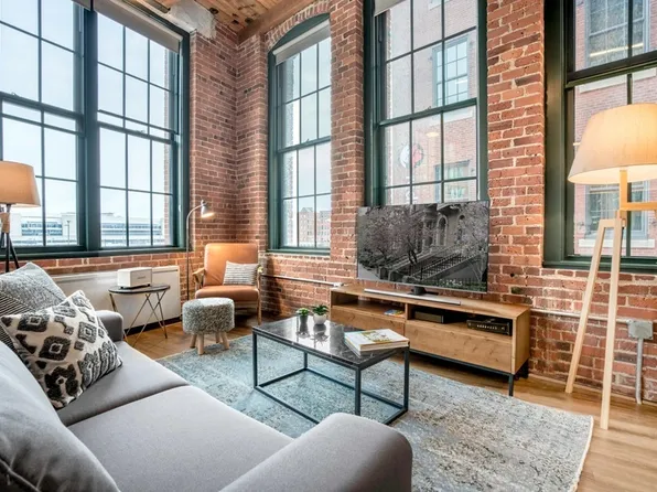 63 Melcher St APT 209, Boston, MA 02210