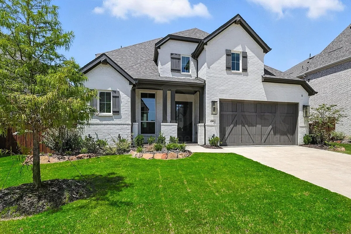 5 bed, 5.5 bath, 3449 sqft, $4,950 — Photo 1