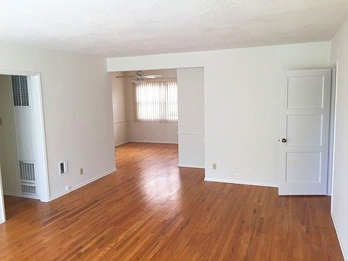 3rd image of 2857 Federal Ave