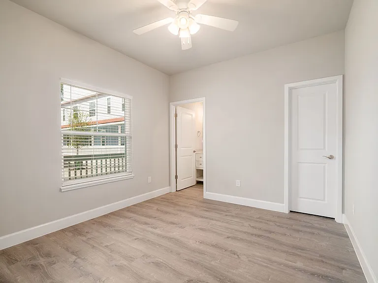 622 NW 3rd Ave #11 — Photo 22