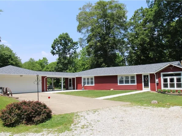 1155 Penn Ave, Orrville, OH 44667