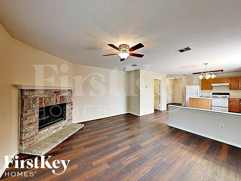 6053 Arabian Ave — Photo 2