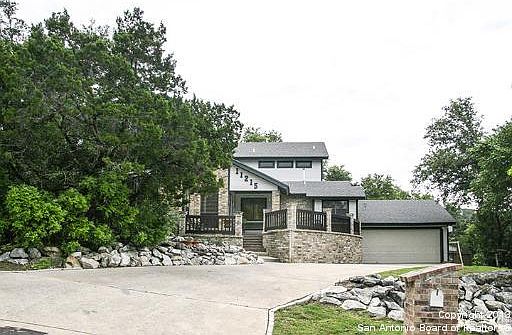2nd image of 11215 BLUEWATERS DR