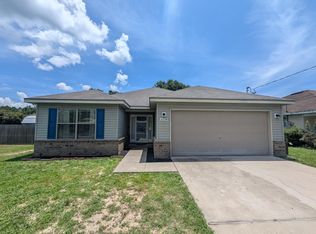 2618 Salamanca St, Navarre, FL 32566