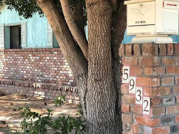 5th image of 5932 W Meadowbrook Ave