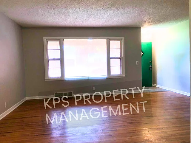 2 bed, 1009 sqft, $1,150 — Photo 3
