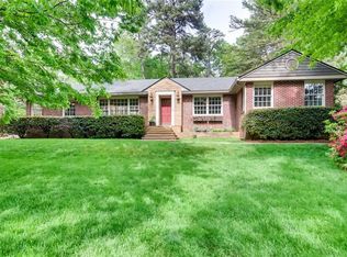 230 E Parkwood Rd, Decatur, GA 30030