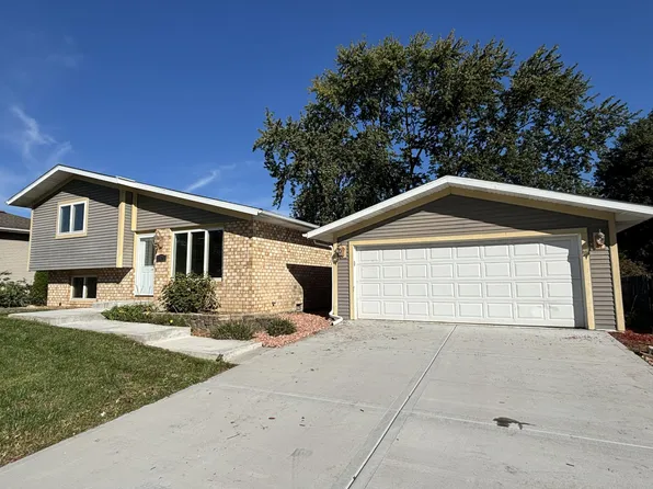 5826 Keller Ave, Portage, IN 46368