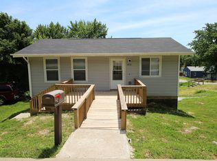 1836 Hershey Ave, Muscatine, IA 52761