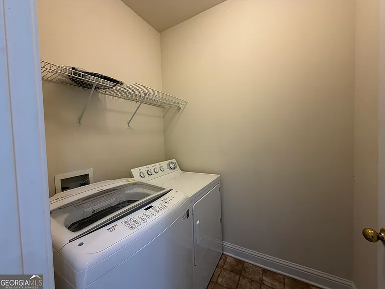 1221 Creekside Pl SE — Photo 23