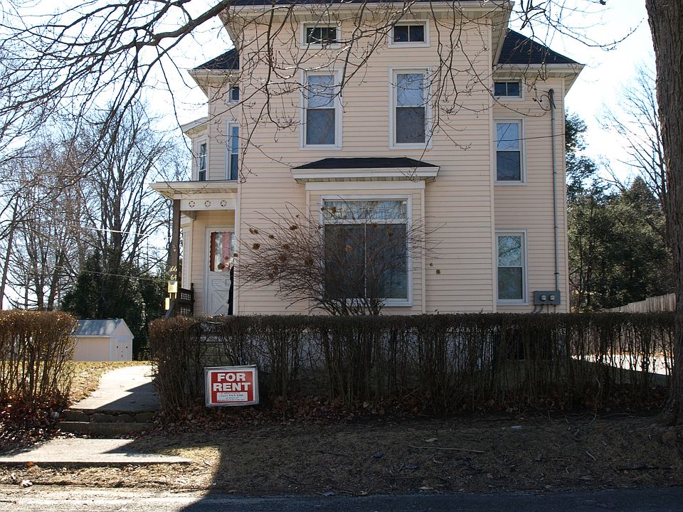 1st image of 66 Jane St #66