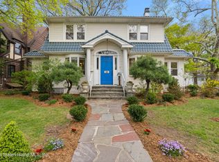94 Hart Blvd, Staten Island, NY 10301
