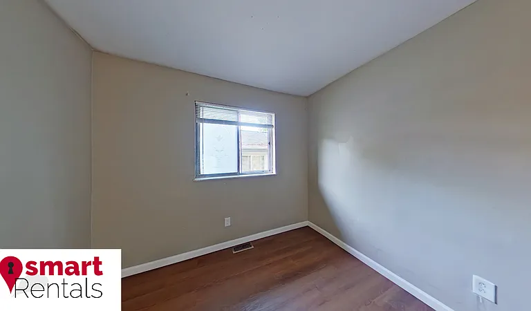 1504 Redman Blvd — Photo 9