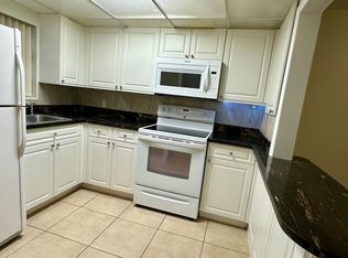 6625 W 4th Ave APT 231, Hialeah, FL 33012