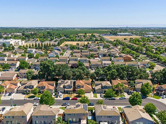 4th image of 8740 Terracorvo Cir