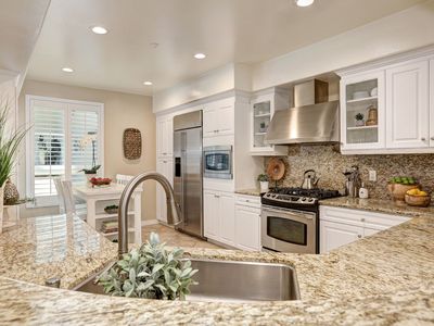 13031 Villosa Pl APT 125, Playa Vista, CA, 90094