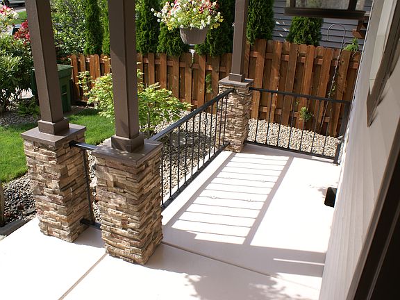 Front Porch - Custom railing