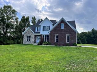 1015 Rosebud Ct, Scottsburg, IN 47170