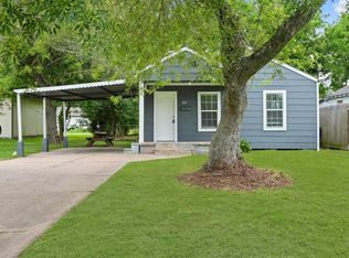810 15th Ave N, Texas City, TX 77590