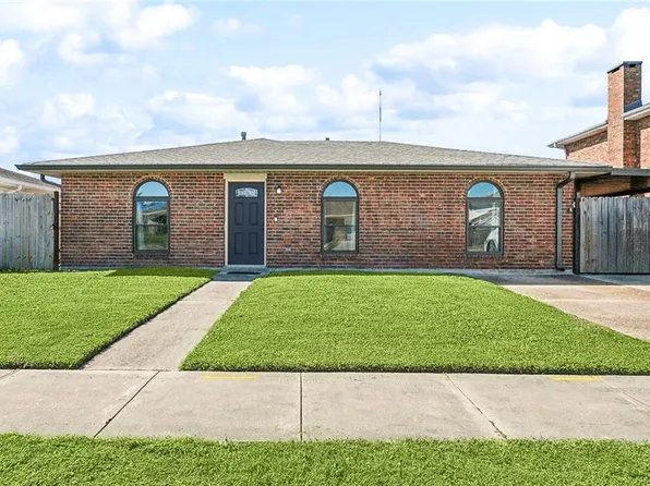 3208 Veronica Dr, Chalmette, LA 70043