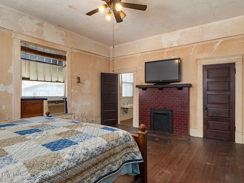 19th image of this home