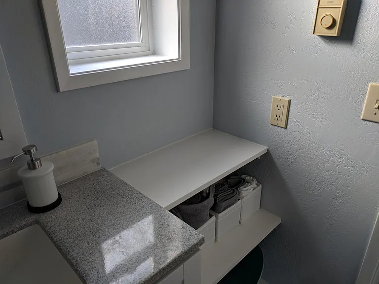8915 Franklin Ave — Photo 10