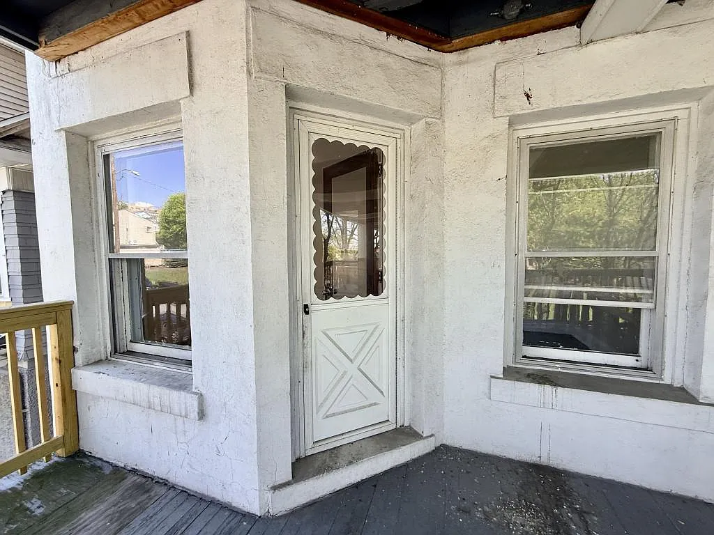 320 Taylor Ave, apt 3 — Photo 3