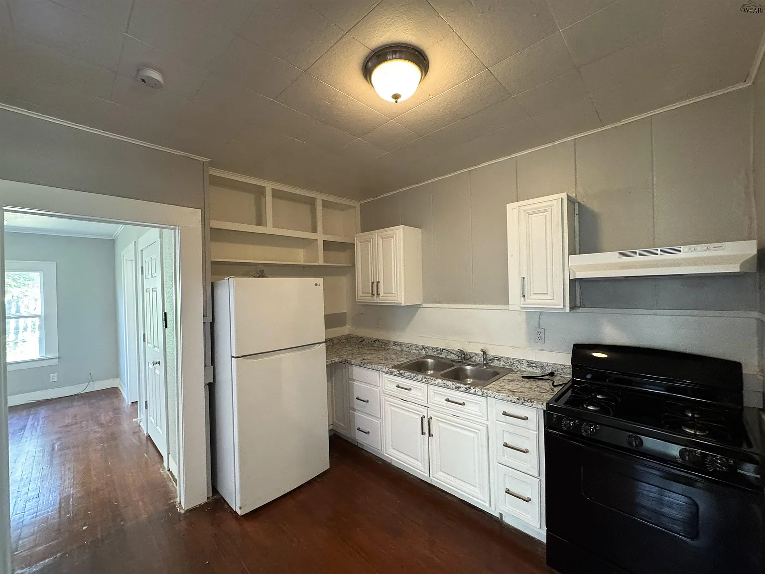 1 bed, 1.0 bath, 756 sqft, $695 — Photo 4