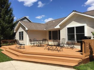 357 Goldenview Dr, Battle Creek, MI