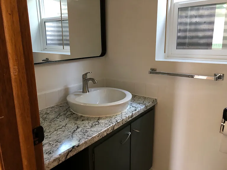 1735 NE Wheatland Dr #B — Photo 9