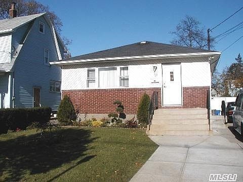 1st image of 25 E Seaman Ave