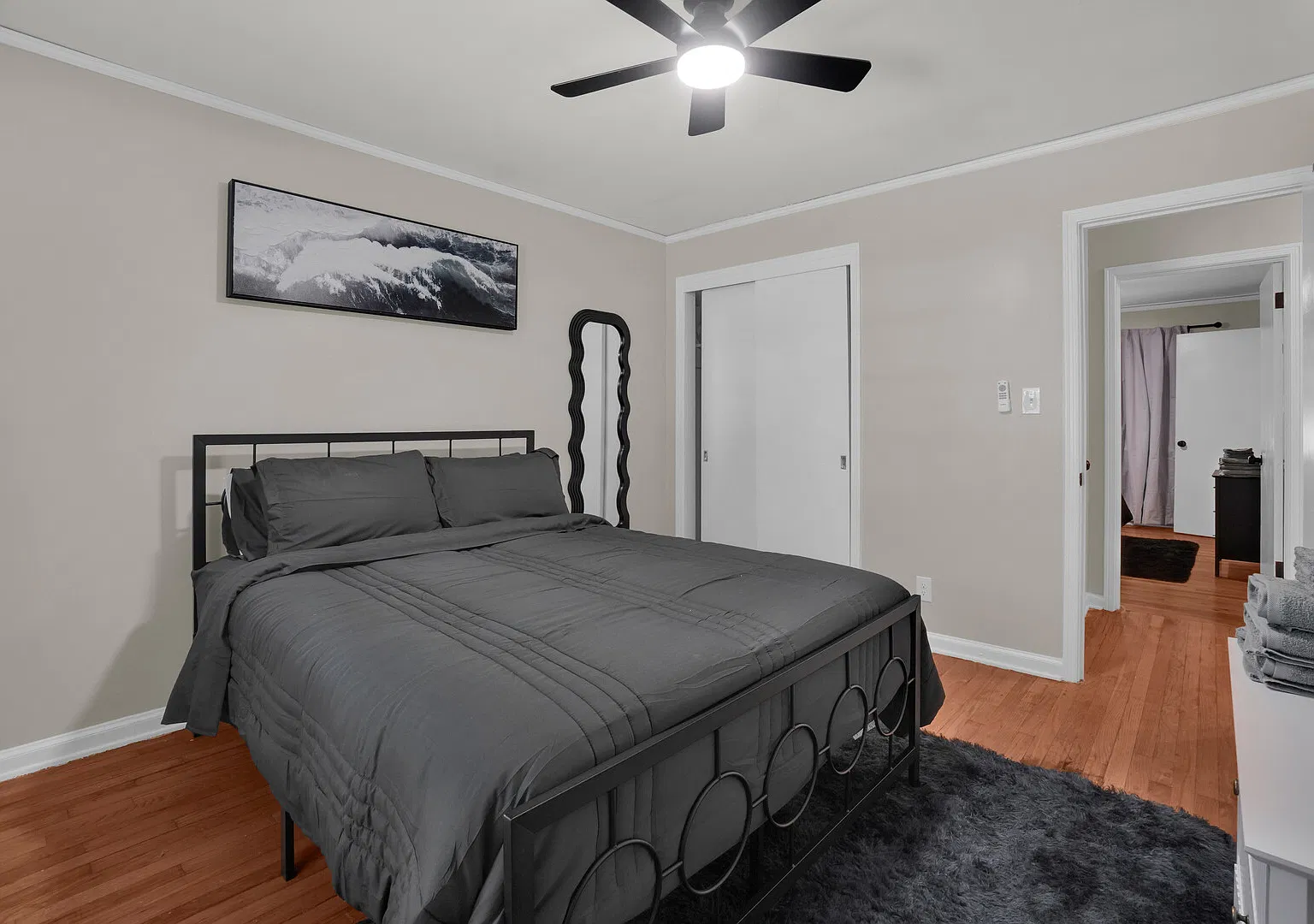 Brantwood Corporate Retreat | Furnished 2BR/1BA | Extended Stays — Photo 4