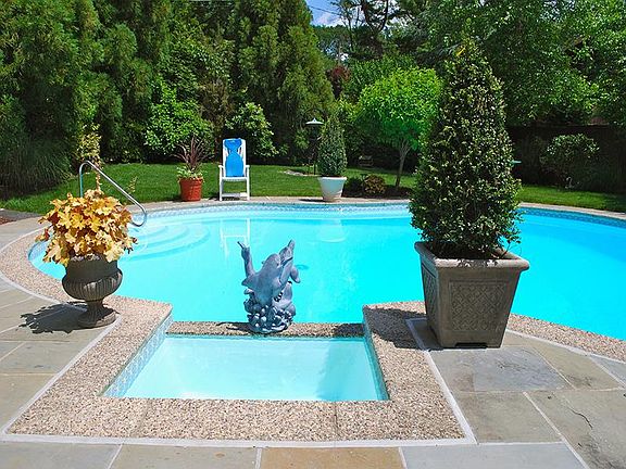 Pristine Split Level