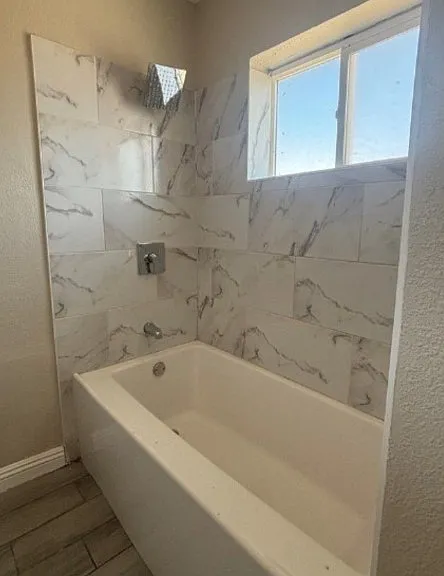 718 W Wilson Ave #103 — Photo 8