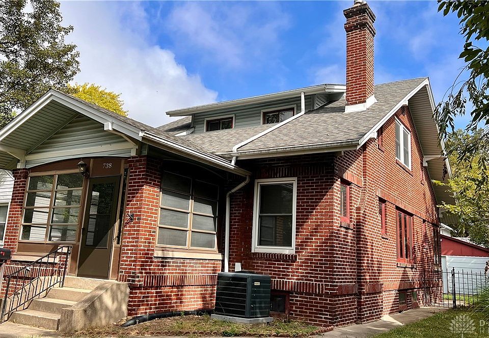 1st image of 738 Greenlawn Ave