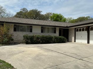 10423 Greenbay, San Antonio, TX 78230
