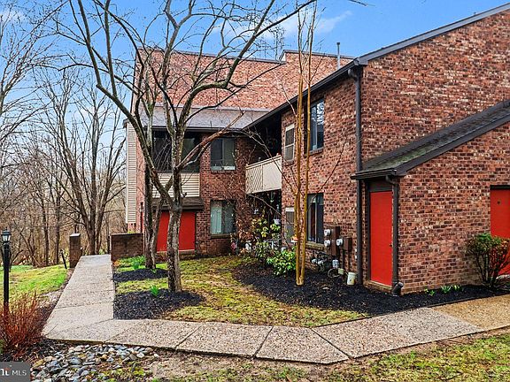 4th image of 910 Mountainview Dr #910