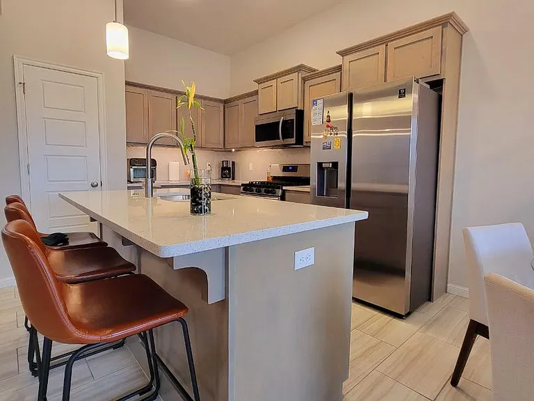 4705 Apatite Bluff Dr — Photo 19