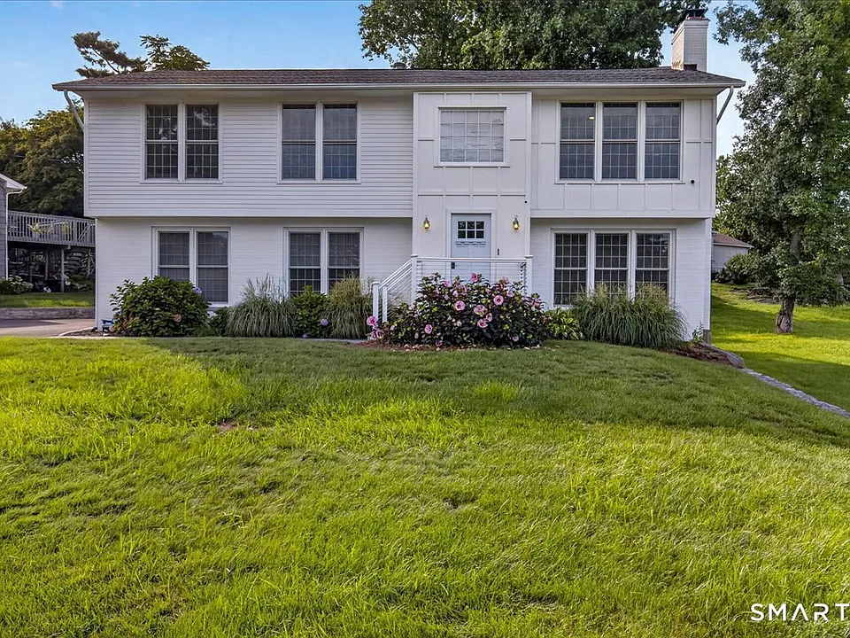 24 Thimble Farms Rd