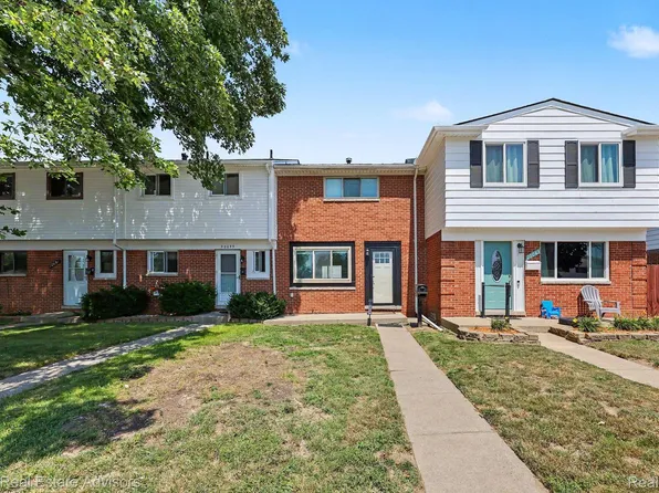 20059 Abrahm St, Clinton Township, MI 48035