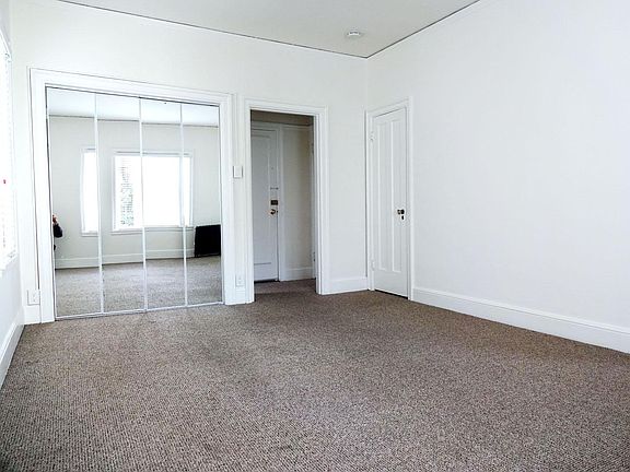 3rd image of 925 Jones St #306