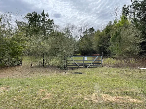 9885 Provincial Rd, Milton, FL 32583