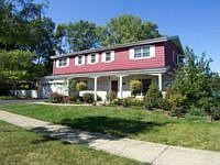 2nd image of 814 S Maple St
