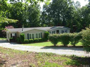 1850 Kestrel Valley Ln, Catawba, NC 28609