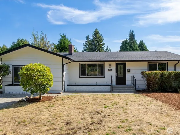 2125 N Highland Street, Tacoma, WA 98406