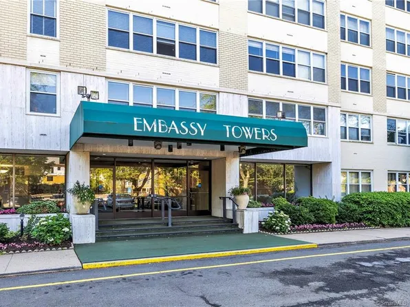 2625 Park Ave #Penthouse J, Bridgeport, CT 06610