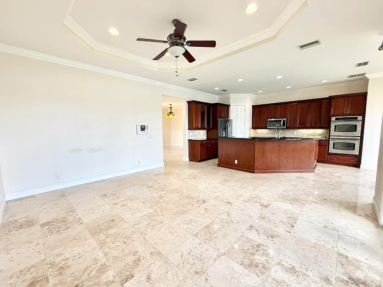 9656 Cobblestone Creek Dr — Photo 17