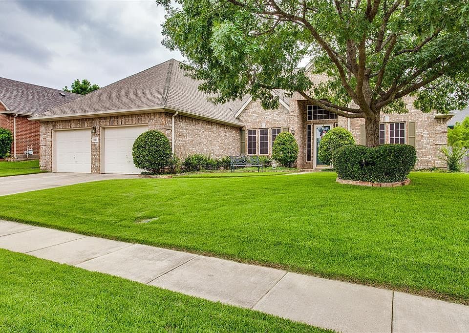 1st image of 1113 Oakhollow Dr