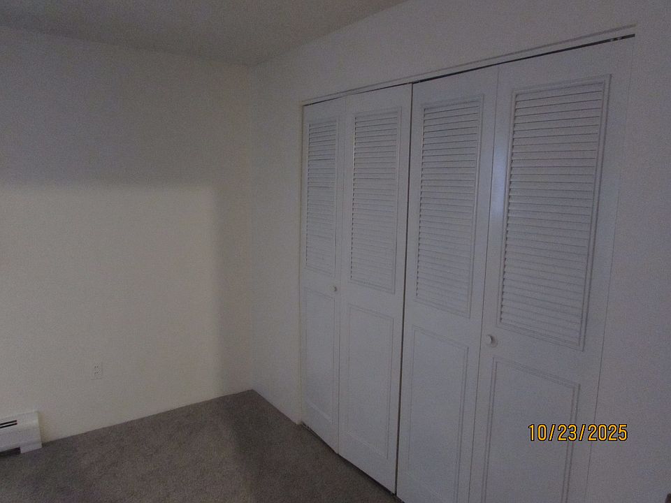1st image of 5305 W 78th Pl #105
