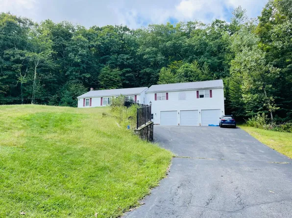 110 Nottingham Road, Raymond, NH 03077